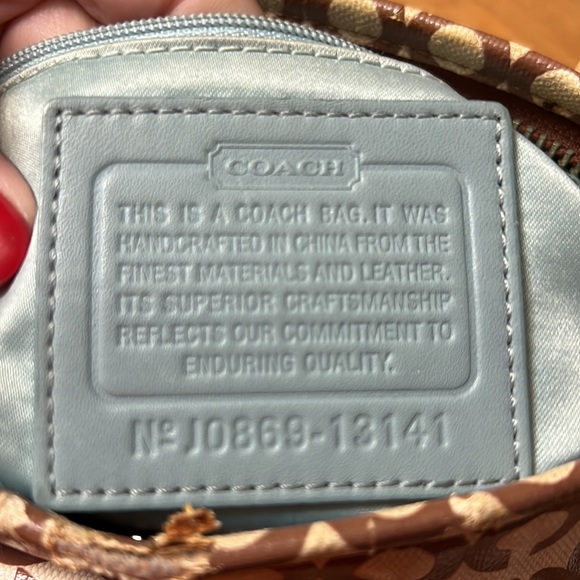 Cream and brown C’s mini purse - Picture 7 of 14